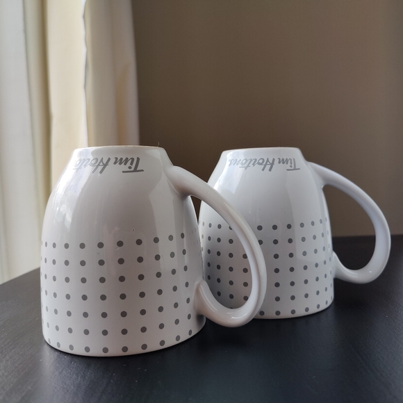 2 Tim Hortons coffee mugs | 2017 | 🤍💙🩶 white grey polka dots | 12 oz - Picture 6 of 13